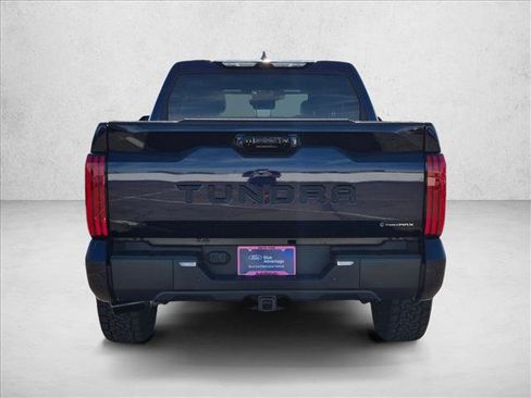 Used 2025 Toyota Tundra Limited AWD/4WD image 8