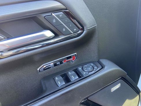 Certified 2023 GMC Sierra 1500 AT4 w/ Technology Package image 8