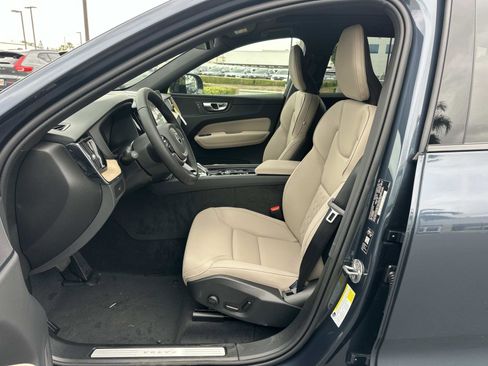 New 2026 Volvo XC60 B5 Core w/ Climate Package image 13