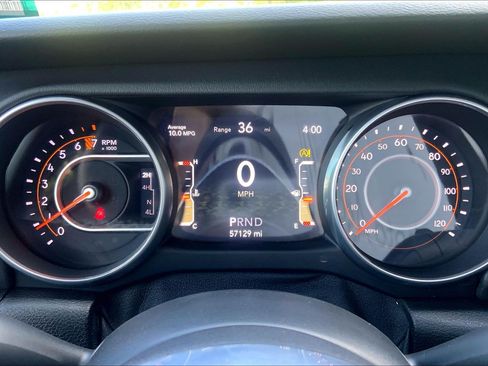 Used 2018 Jeep Wrangler Unlimited Sahara AWD/4WD image 22