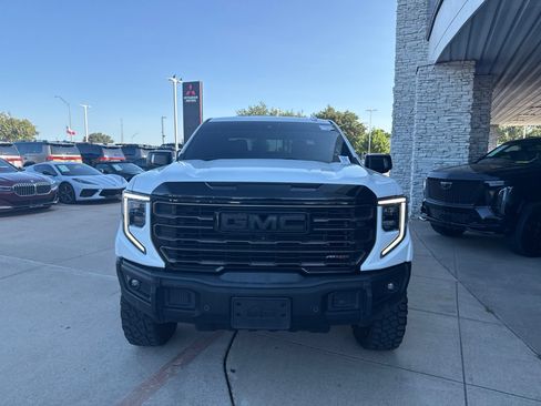 Used 2023 GMC Sierra 1500 AT4X w/ AT4X AEV Edition AWD/4WD image 2