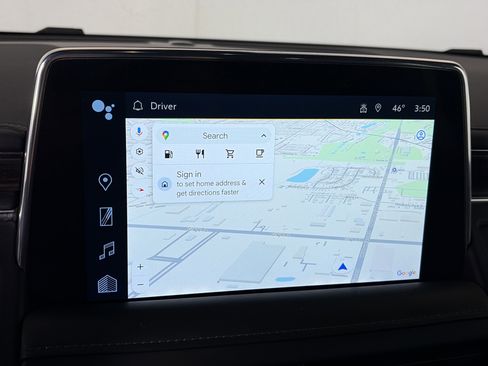 Used 2022 Chevrolet Tahoe Z71 w/ Luxury Package image 25