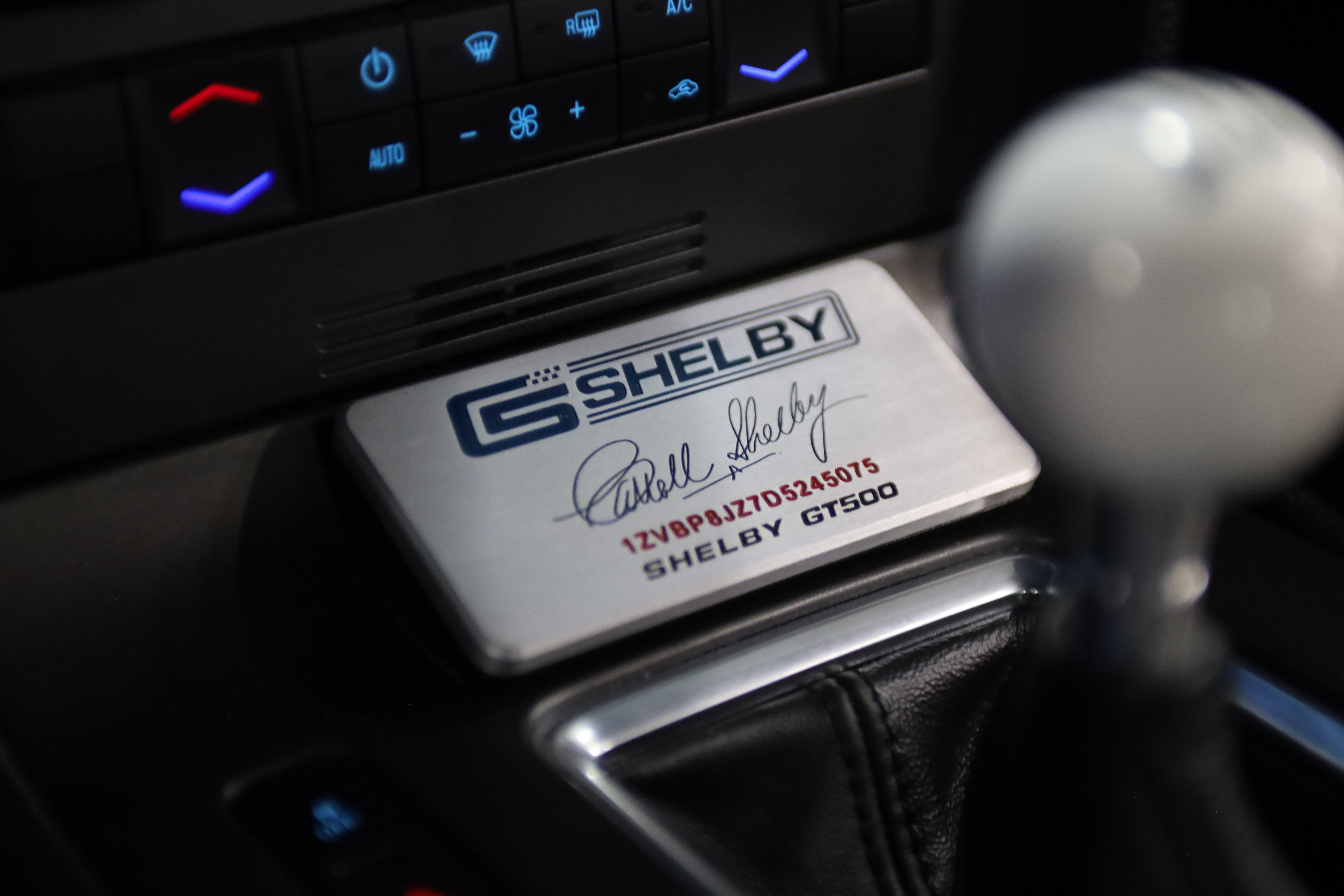 Used 2013 Ford Mustang Shelby GT500 RWD image 25