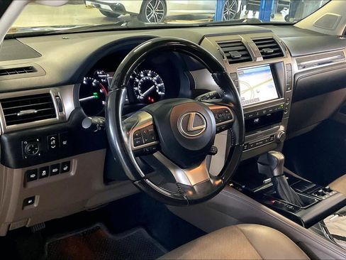 Used 2021 Lexus GX 460 Premium w/ Premium Package image 17