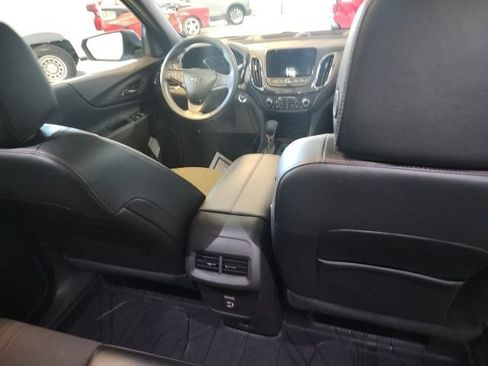 Used 2024 Chevrolet Equinox RS AWD/4WD image 22