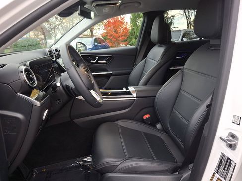 Certified 2024 Mercedes-Benz GLC 300 4MATIC image 13