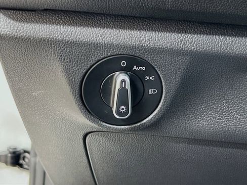 Used 2021 Volkswagen Jetta S w/ Driver Assistance Package image 10