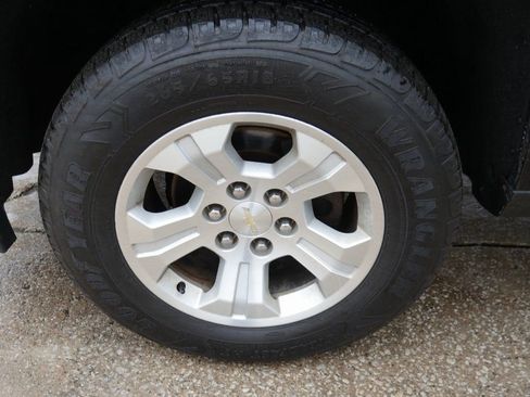 Used 2019 Chevrolet Silverado 1500 LT w/ All Star Edition image 30