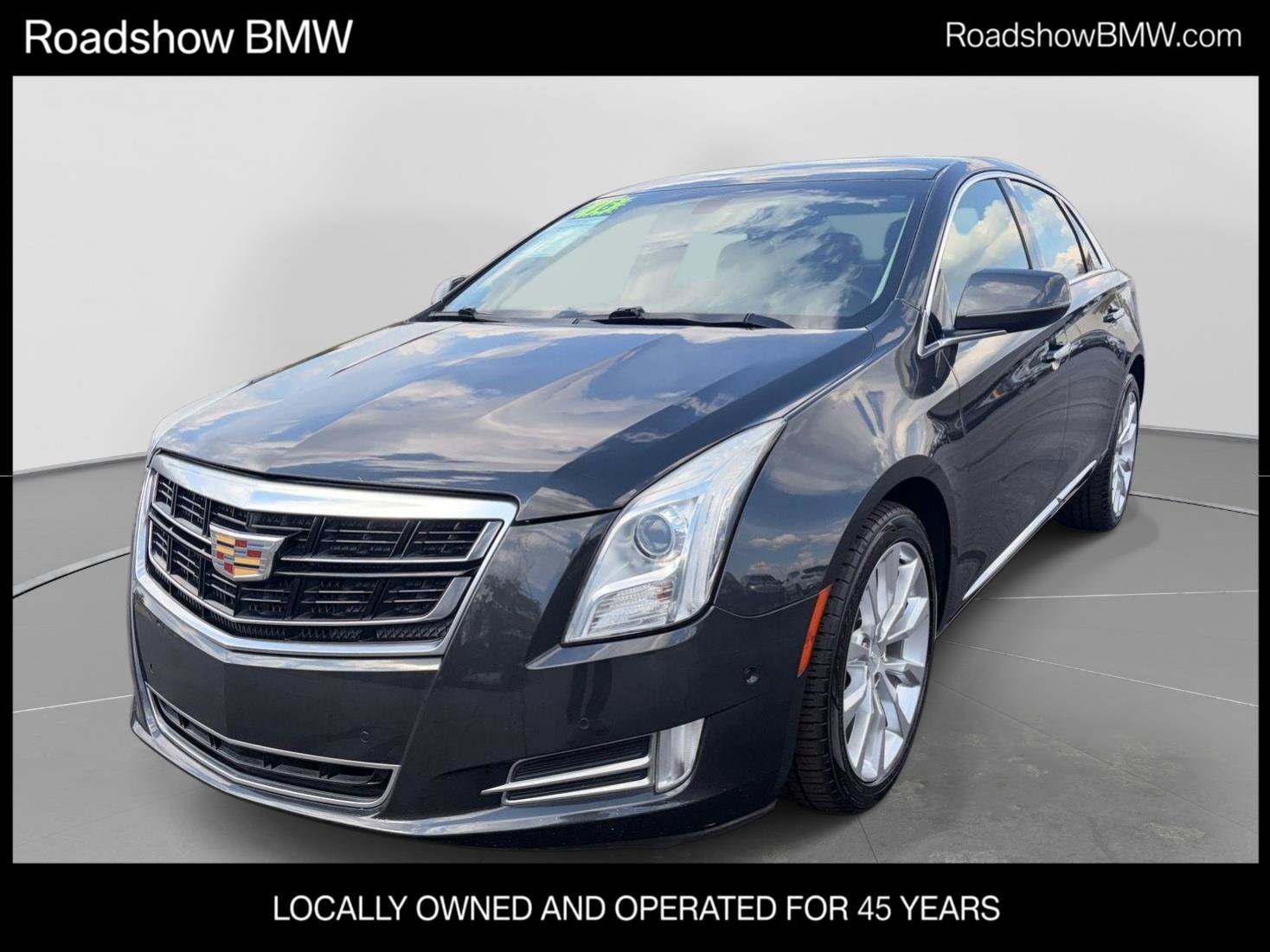Used 2016 Cadillac XTS Luxury FWD image 1