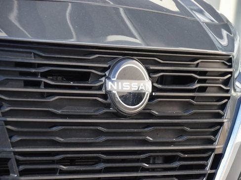 Used 2024 Nissan Altima 2.5 SV image 13