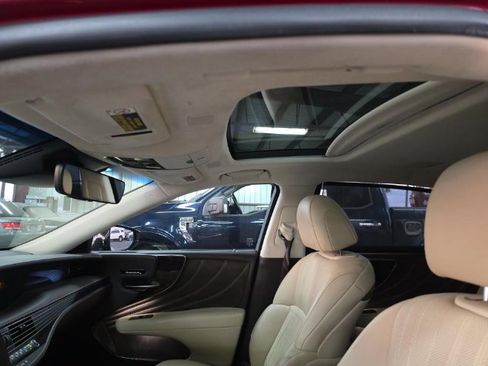 Used 2019 Lexus LS 500 AWD w/ Luxury Package image 15