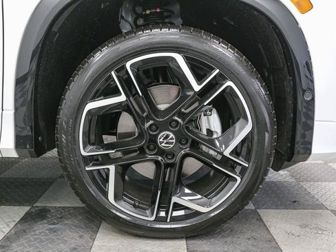New 2026 Volkswagen Tiguan SEL R-Line AWD/4WD image 13