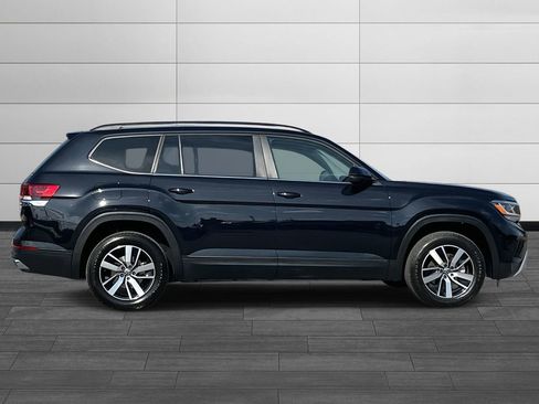 Used 2023 Volkswagen Atlas SE FWD image 2