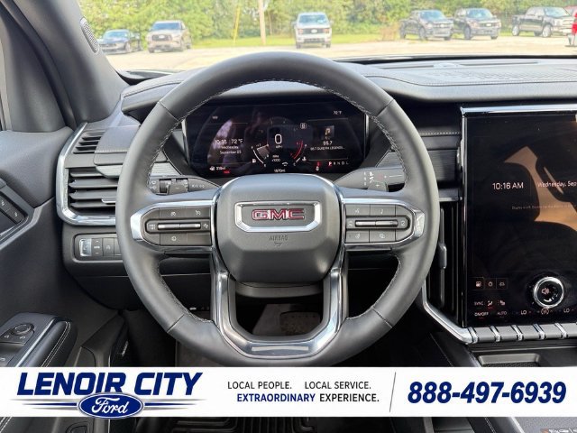 Used 2026 GMC Acadia Elevation w/ Elevation Premium Package FWD image 16