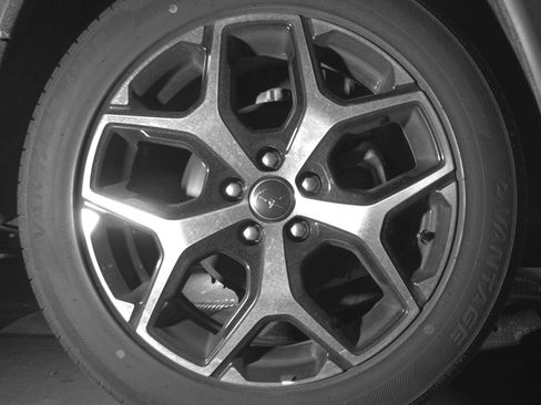 Used 2025 Jeep Compass Limited image 14