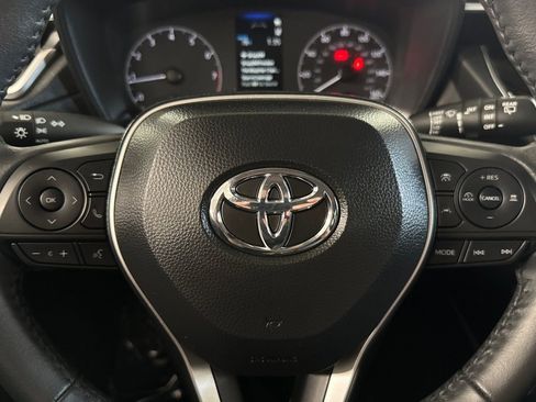 Certified 2024 Toyota Corolla Cross LE image 23