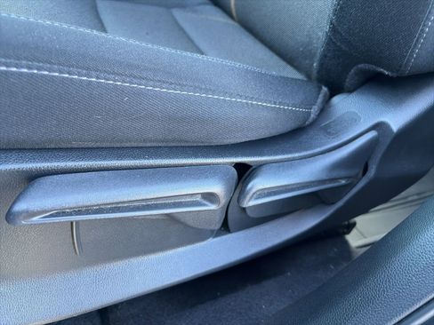 Used 2023 Honda CR-V LX image 13