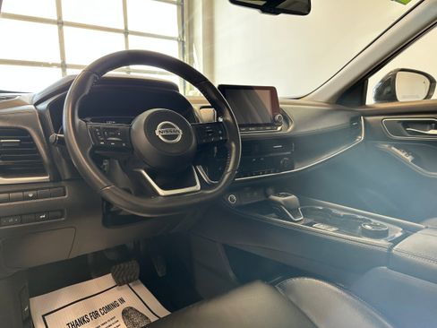 Used 2021 Nissan Rogue SL image 10