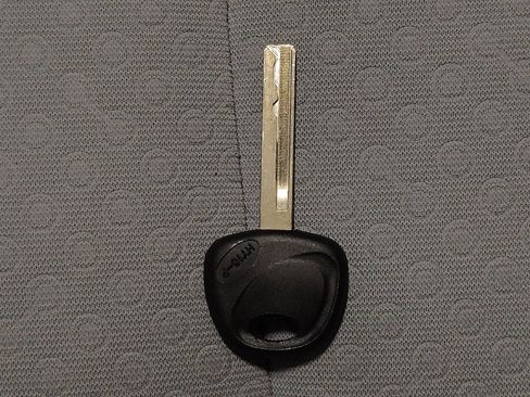 Used 2013 Hyundai Accent SE FWD image 32