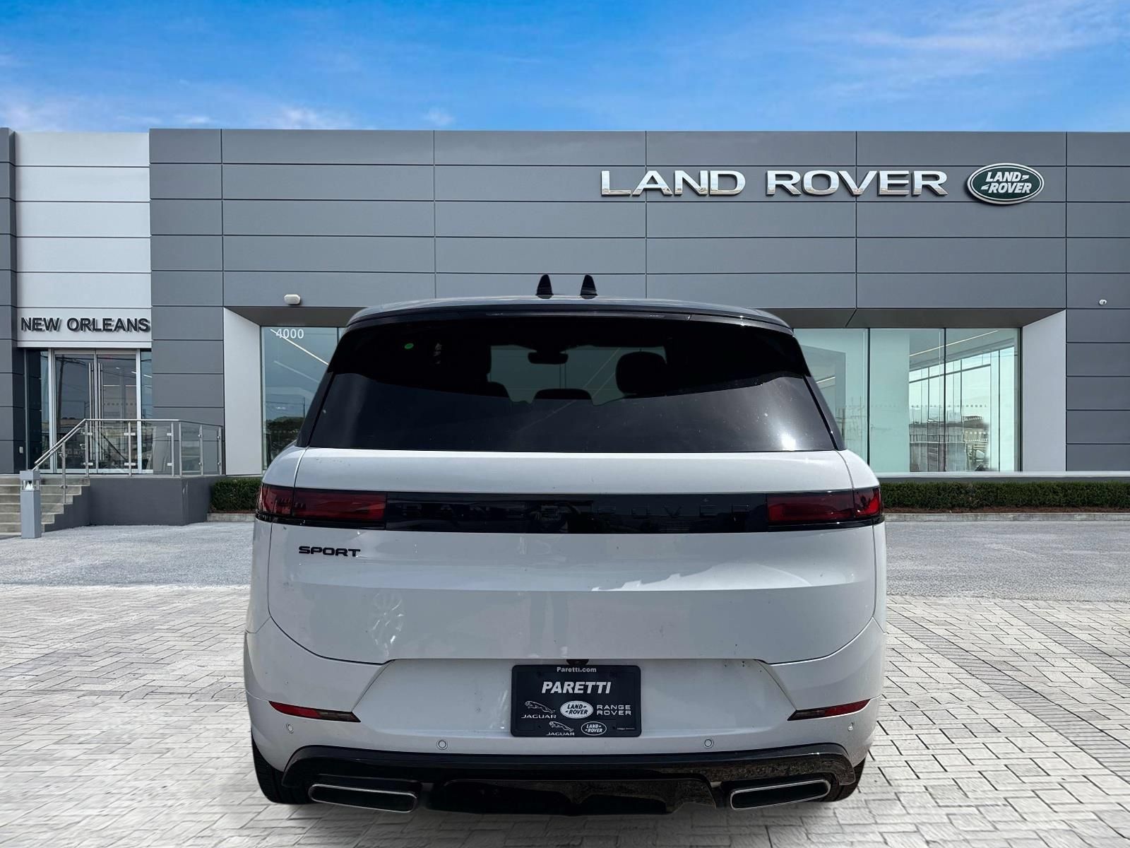 New 2026 Land Rover Range Rover Sport Dynamic SE AWD/4WD image 6