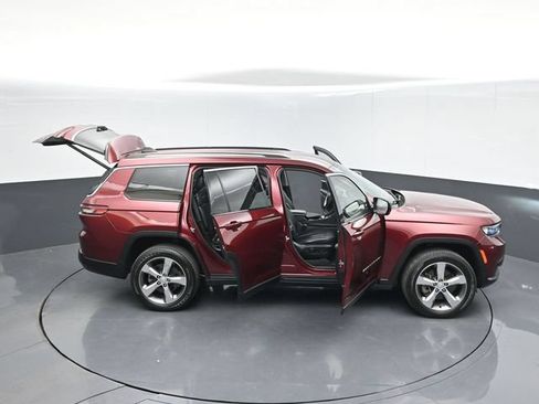 Used 2022 Jeep Grand Cherokee L Limited AWD/4WD image 61
