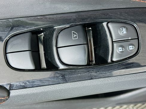 Used 2023 Nissan Altima 2.5 SR image 15