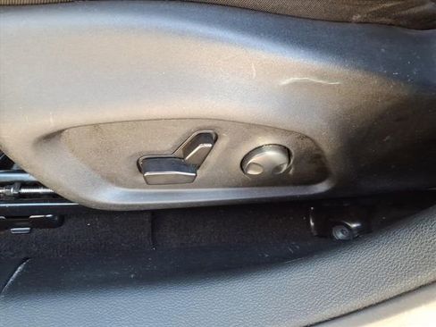 Used 2024 Jeep Compass Limited image 15