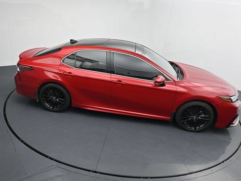 Used 2022 Toyota Camry XSE w/ Navigation Package FWD image 17