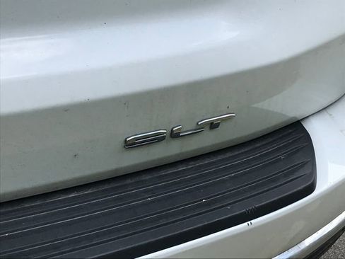Certified 2024 GMC Yukon SLT AWD/4WD image 5
