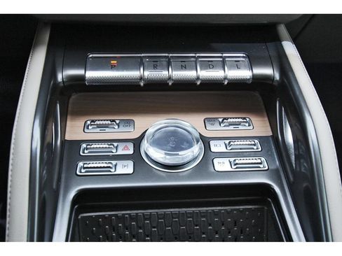 Used 2024 Lincoln Nautilus Reserve w/ Equipment Group 202A AWD/4WD image 27
