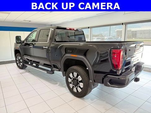 Used 2025 GMC Sierra 2500 Denali w/ Denali Reserve Package image 3