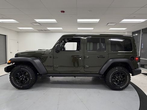 Used 2021 Jeep Wrangler Unlimited Sport image 4