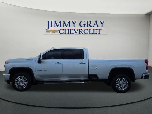 Used 2020 Chevrolet Silverado 3500 High Country AWD/4WD image 2