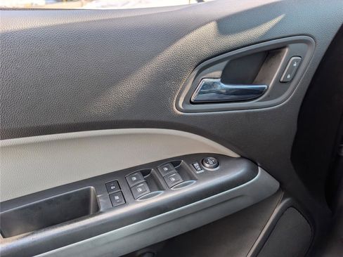 Used 2018 Chevrolet Colorado LT w/ LT Convenience Package image 15