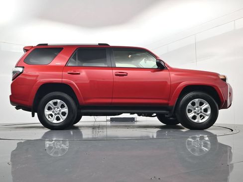 Used 2024 Toyota 4Runner SR5 AWD/4WD image 51