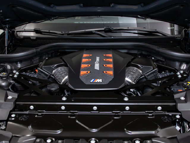 New 2026 BMW X5 M Competition w/ Executive Package AWD/4WD image 5