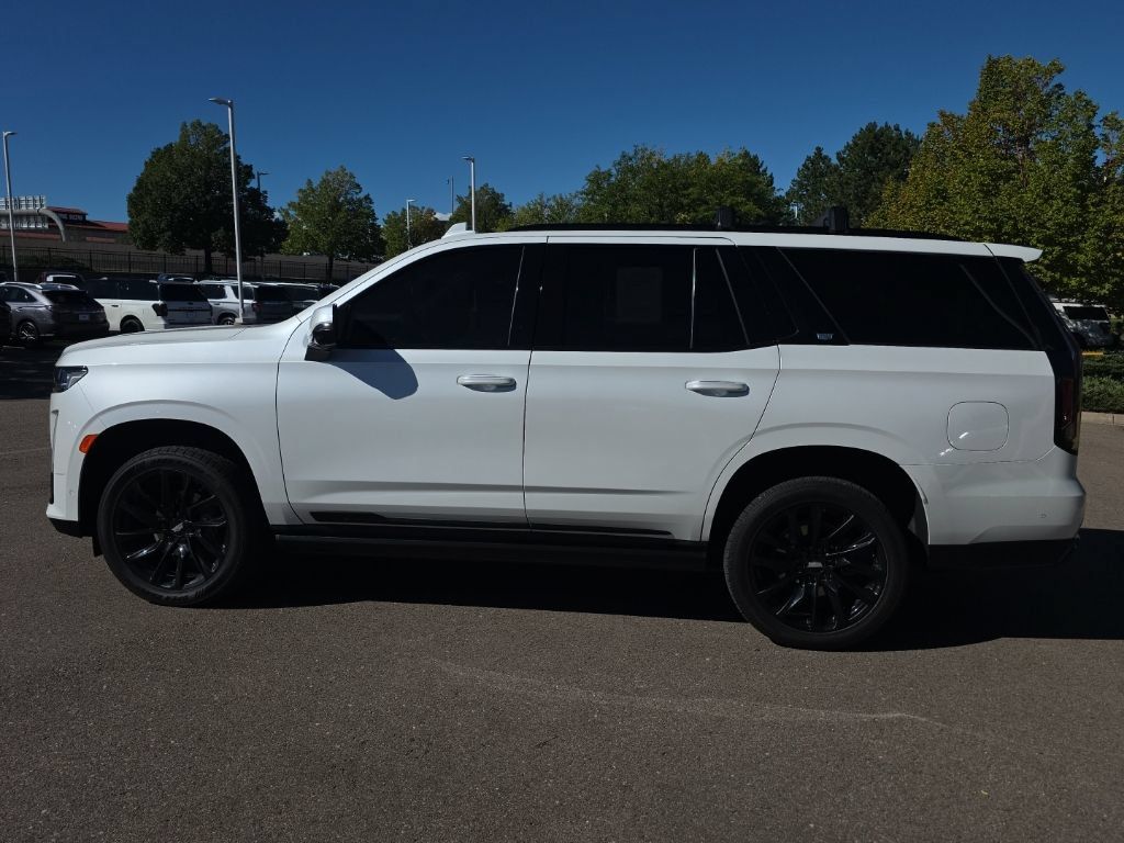 Used 2023 Cadillac Escalade Sport w/ LPO, ONYX Package AWD/4WD image 4