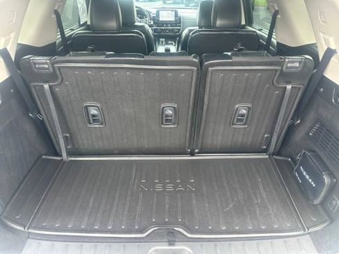 Used 2023 Nissan Pathfinder Platinum AWD/4WD image 23
