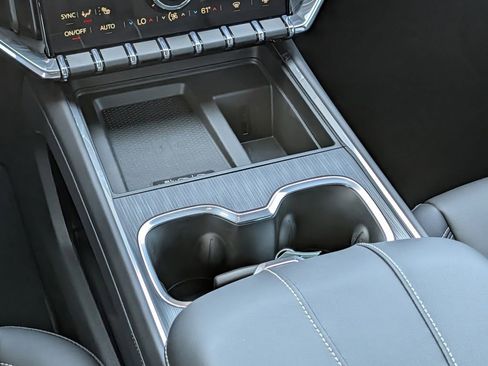 New 2026 GMC Acadia Elevation w/ Black Edition image 15