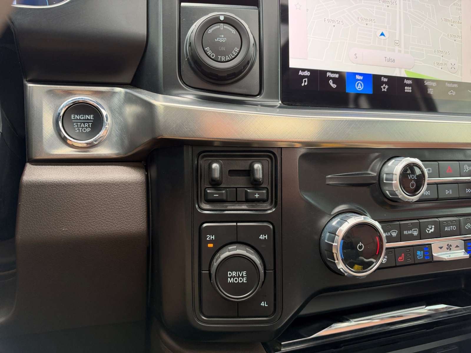 Certified 2026 Ford F350 King Ranch AWD/4WD image 28