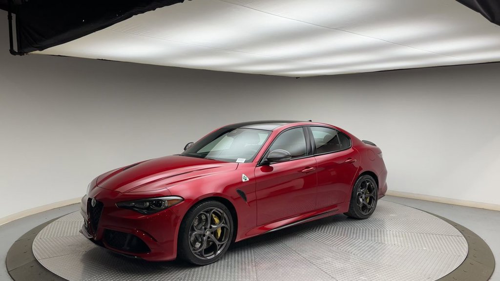 Used 2024 Alfa Romeo Giulia Quadrifoglio RWD image 6