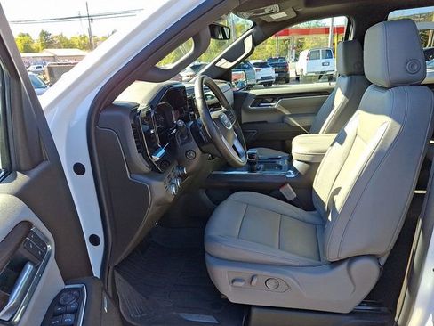 Certified 2023 GMC Sierra 1500 SLT w/ SLT Premium Package image 13