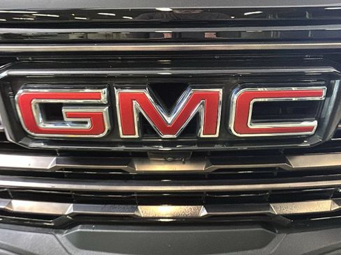 Used 2024 GMC Sierra 1500 AT4X AWD/4WD image 10