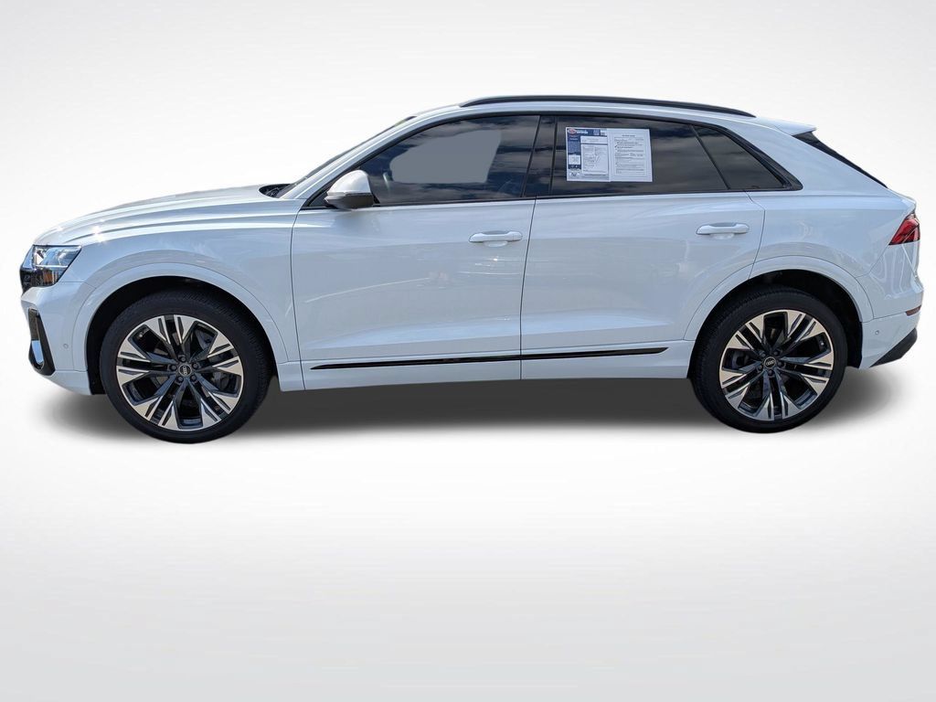 Used 2024 Audi Q8 Premium AWD/4WD image 6