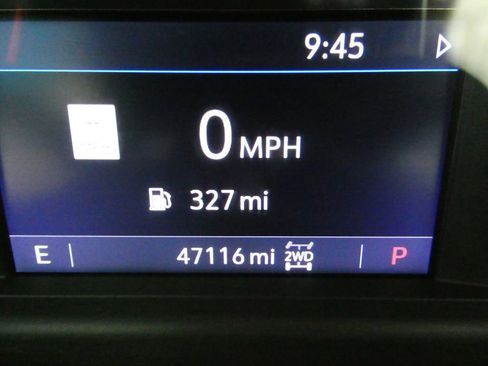 Certified 2022 Chevrolet Silverado 1500 LTZ w/ LTZ Convenience Package II image 37