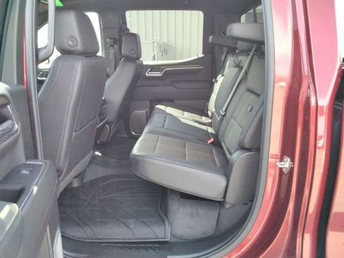 Used 2024 Chevrolet Silverado 1500 High Country w/ Technology Package image 10