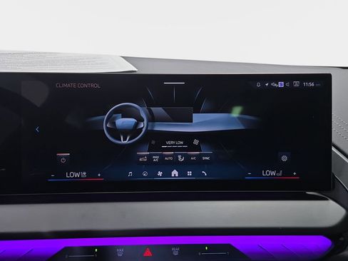 Used 2025 BMW X3 xDrive30i w/ Premium Package image 25