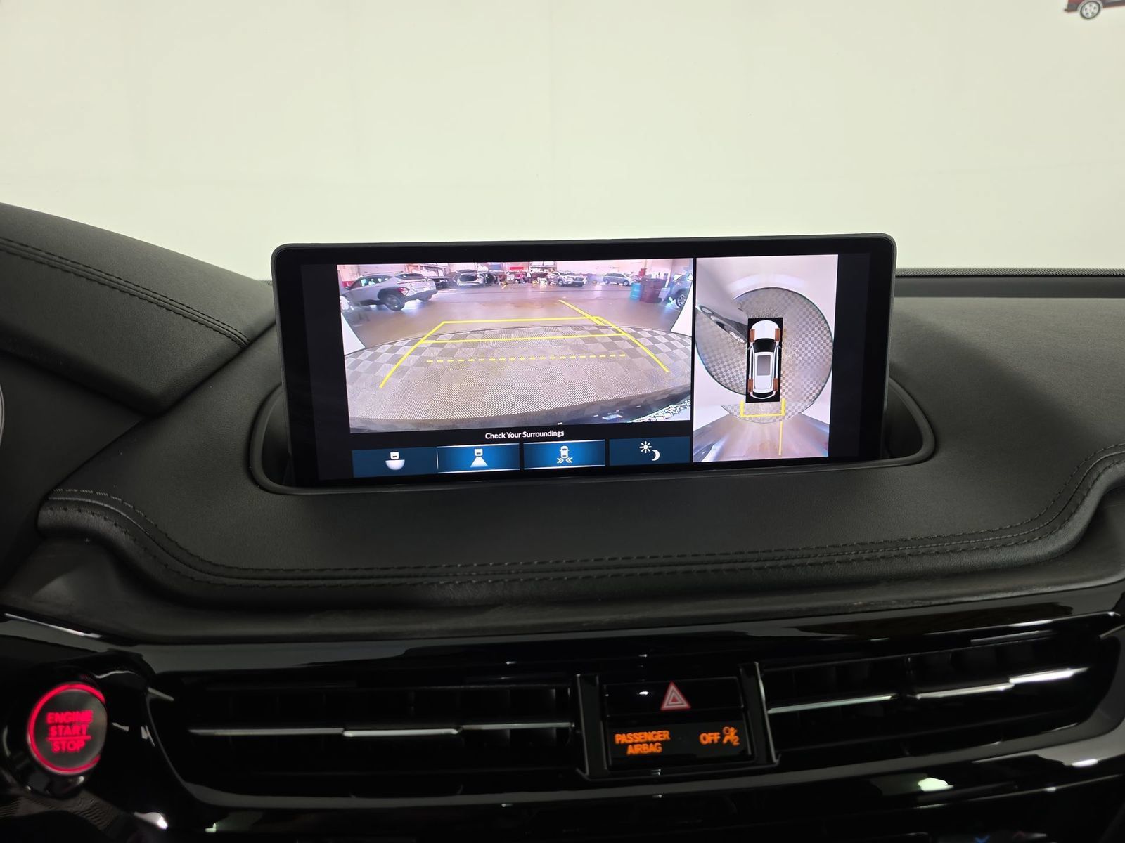 Used 2023 Acura MDX w/ Advance Package AWD/4WD image 25