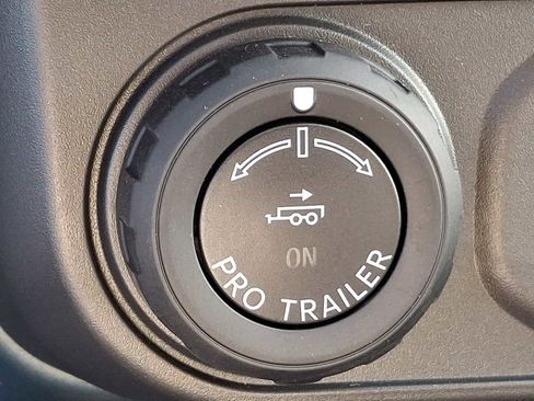 New 2025 Ford Maverick Lariat w/ Black Appearance Package image 20