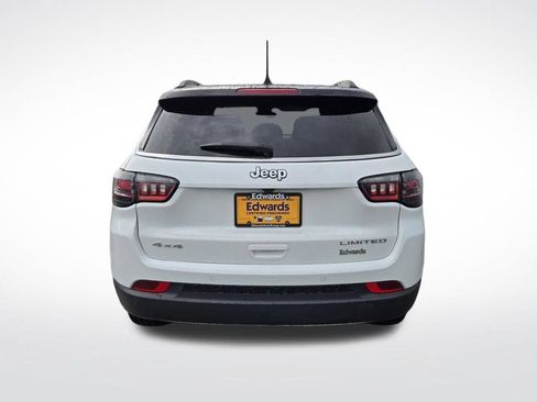 Used 2025 Jeep Compass Limited w/ Elite Group AWD/4WD image 4
